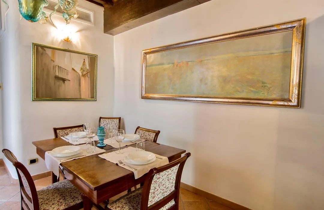Trevi Fountain Apartment-1